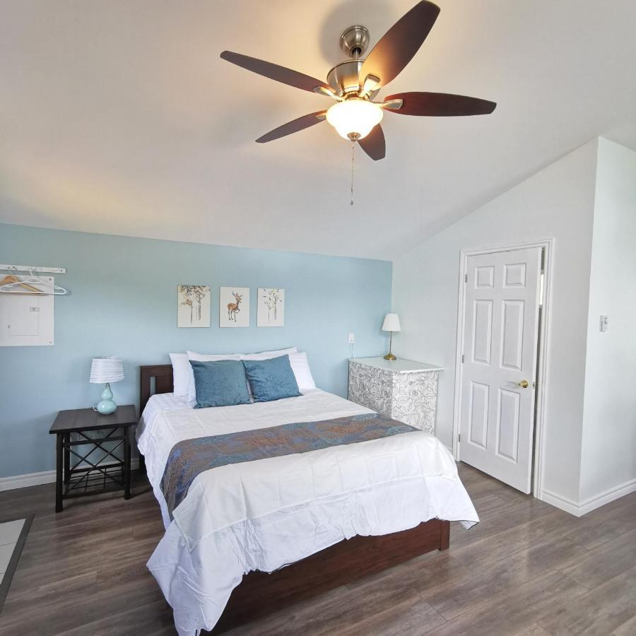 Knotty Pine Ocean Front Suite - Adults Only Ingonish Buitenkant foto